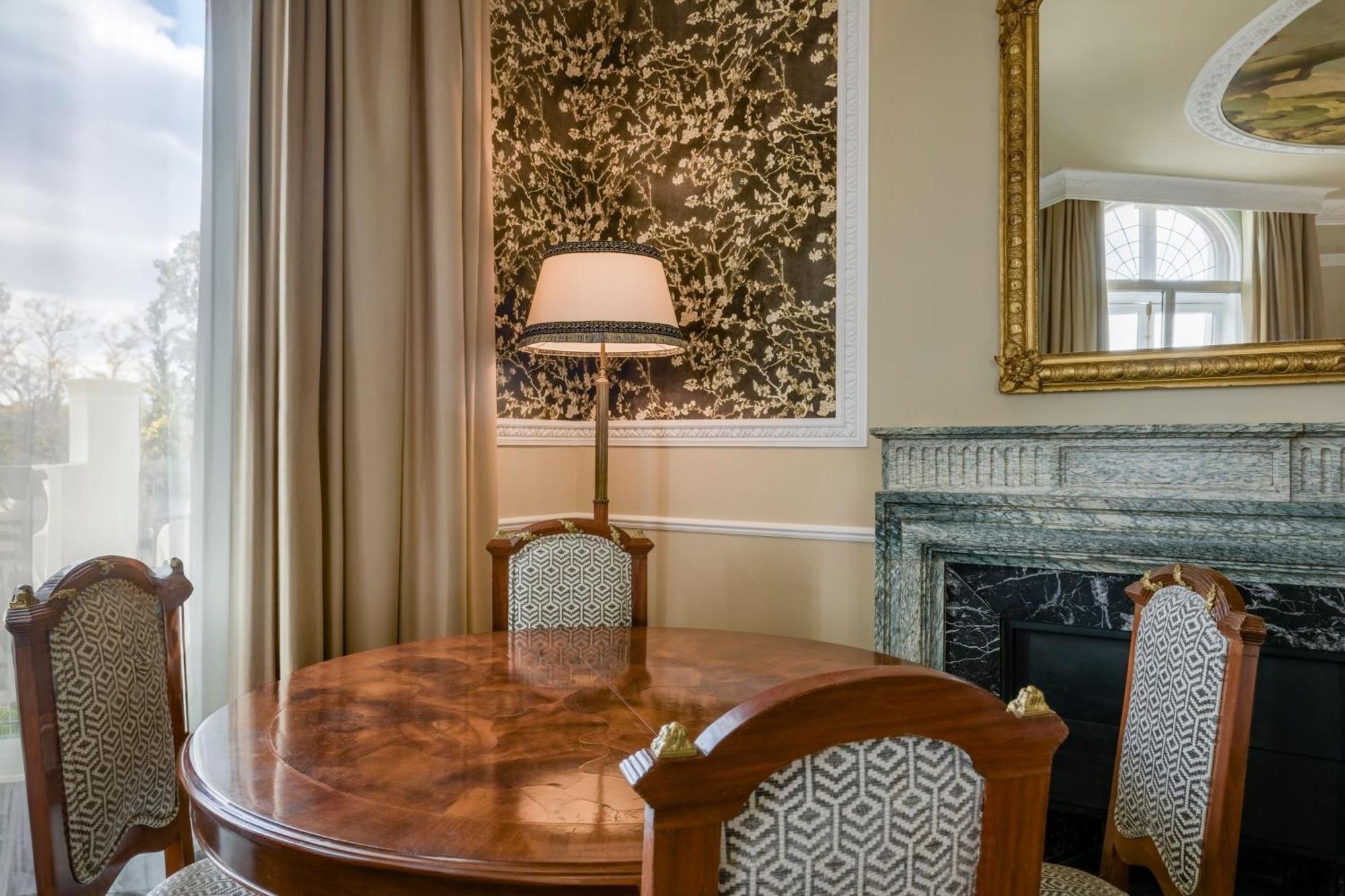 Hotel Palacio Del Retiro, Autograph Collection Madrid Exteriér fotografie